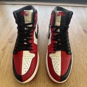 🔥 Air Jordan 1 Retro High OG NRG “Homage to Home” – Rare Split-Colorway Chicago